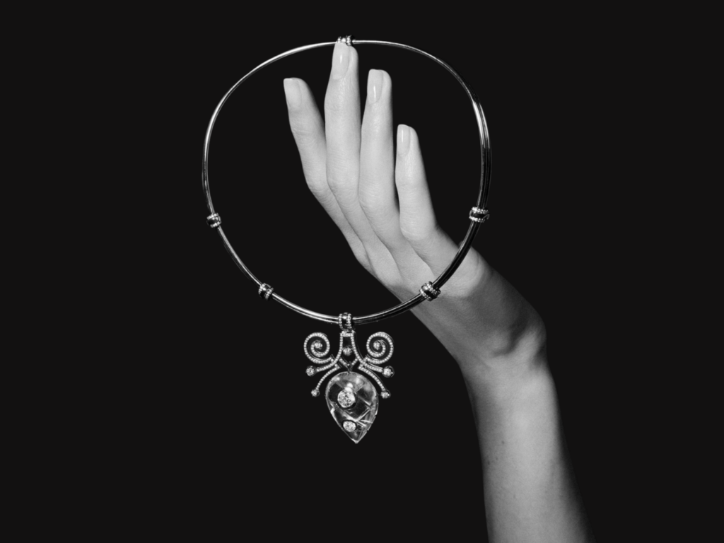 Elie Top Collier Paris