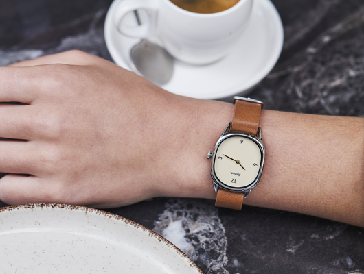 minimalist quartz watch for women - Kelton