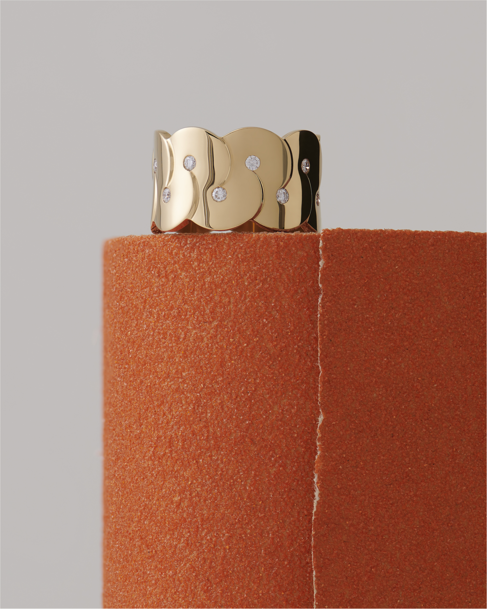 Arthus Bertrand - collection Enlacé